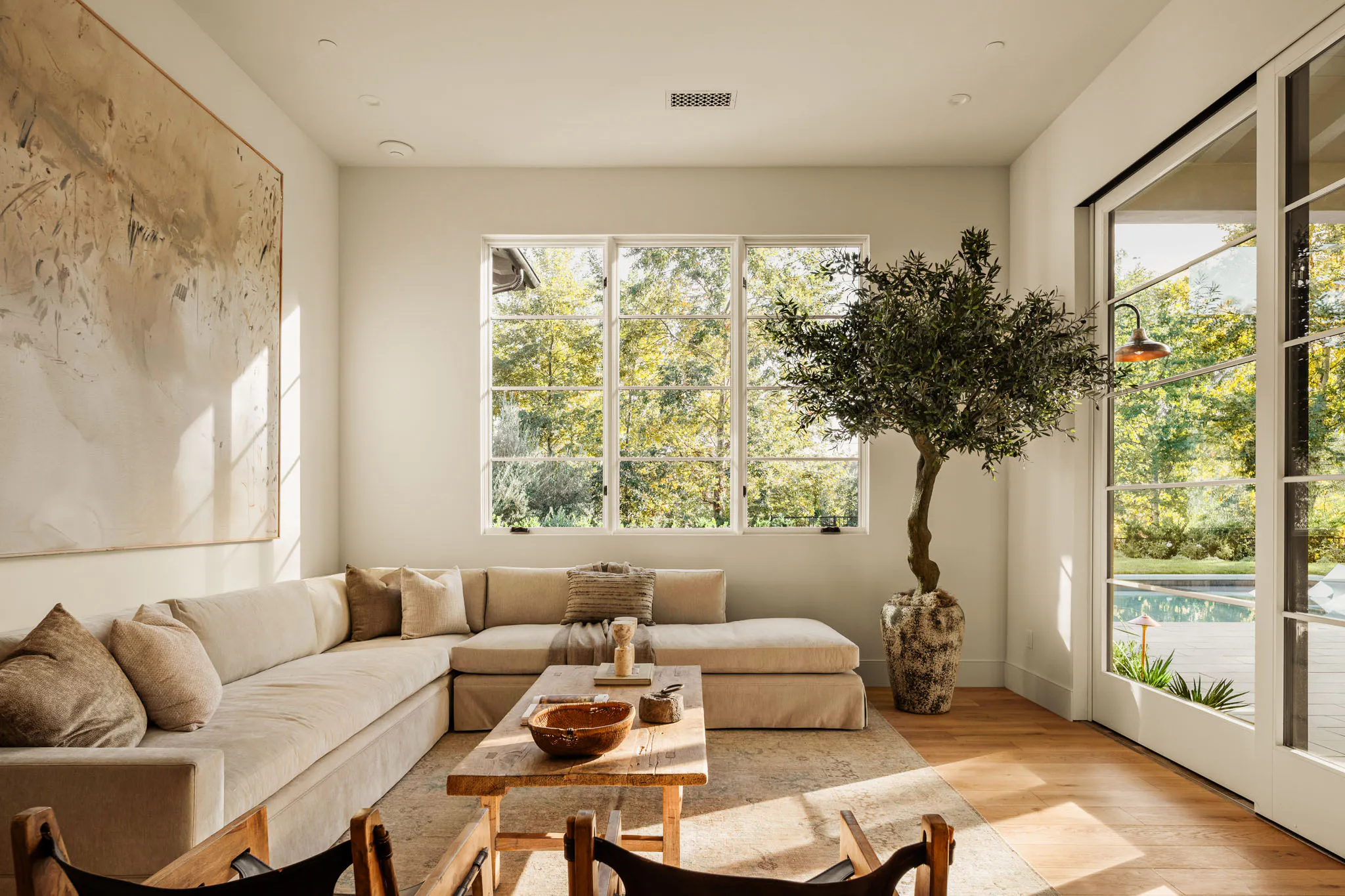 Meridith-Baer-Home-Home-Staging-Luxury-Homes-Southern-California-Mulholland-Modern-Ranch-Living-Room